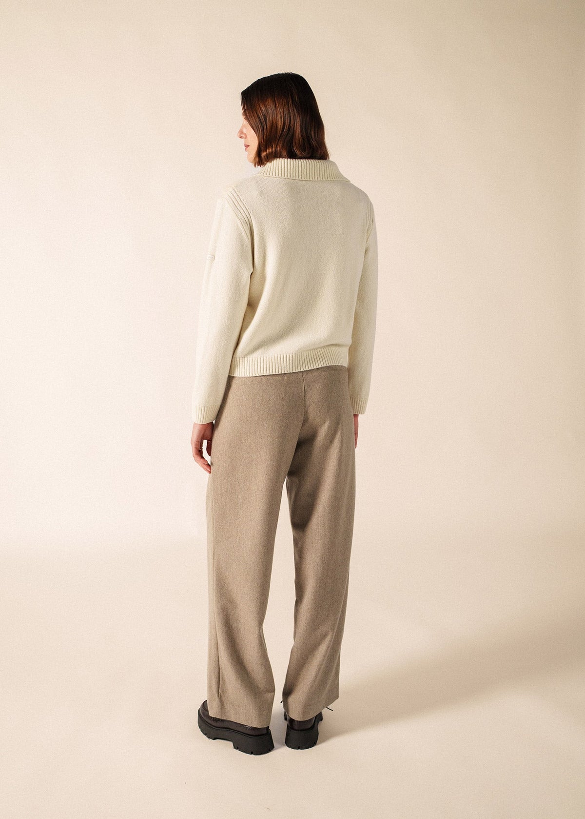 PORTUNE Sweater (IVORY / BURGUNDY)